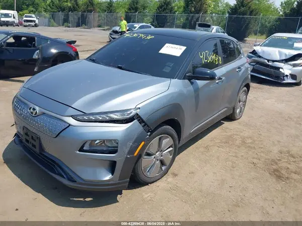 KM8K23AG6MU111243 2021 HYUNDAI KONA - Image 2