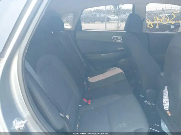 KM8K23AG6MU111243 2021 HYUNDAI KONA - Image 8