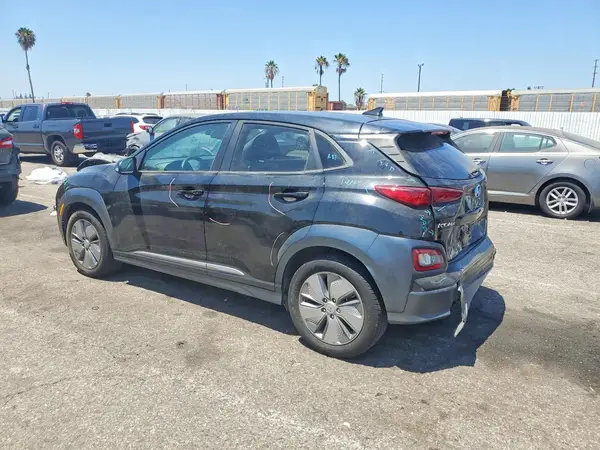 KM8K23AG6MU132884 2021 HYUNDAI KONA - Image 2