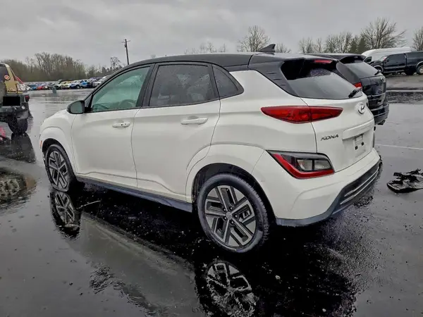 KM8K23AG6NU156023 2022 HYUNDAI KONA - Image 2