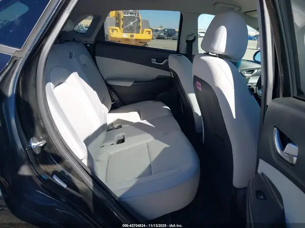 KM8K23AG6PU165954 2023 HYUNDAI KONA - Image 8