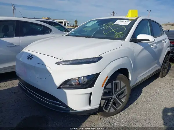 KM8K23AG6PU171561 2023 HYUNDAI KONA - Image 2