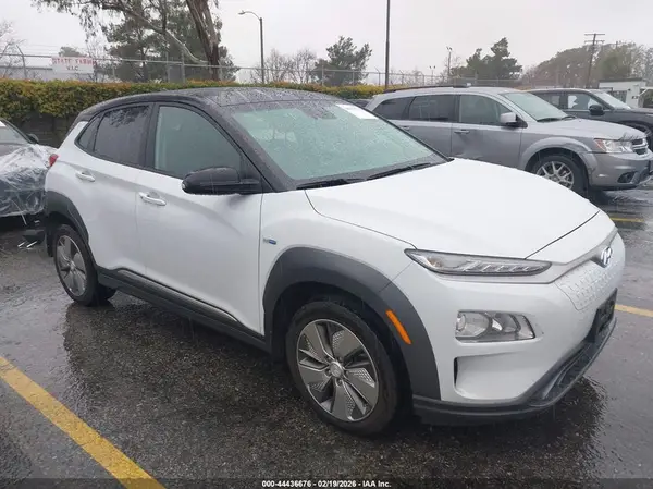 KM8K23AG7KU035996 2019 HYUNDAI KONA - Image 1