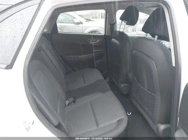KM8K23AG7KU035996 2019 HYUNDAI KONA - Image 8