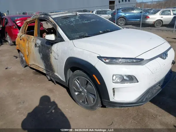 KM8K23AG7MU133560 2021 HYUNDAI KONA - Image 1