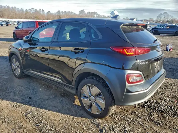 KM8K23AG8MU130988 2021 HYUNDAI KONA - Image 2