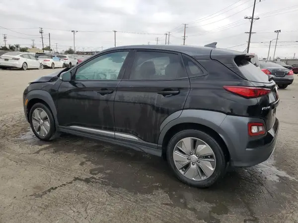 KM8K23AG8MU131204 2021 HYUNDAI KONA - Image 2