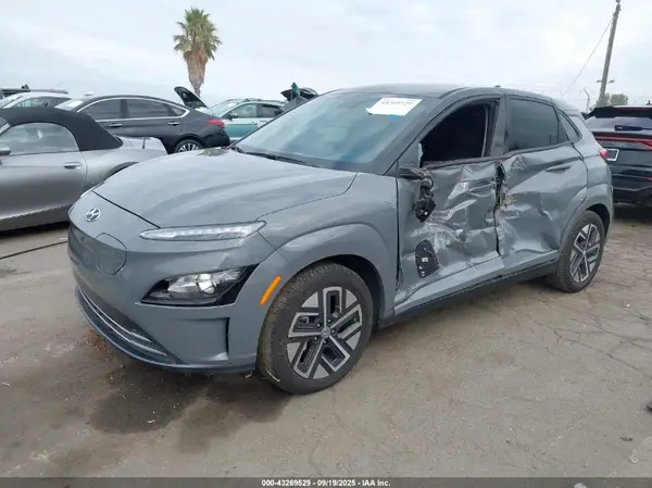 KM8K23AG8PU159637 2023 HYUNDAI KONA - Image 2