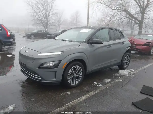 KM8K23AG8PU160884 2023 HYUNDAI KONA - Image 2