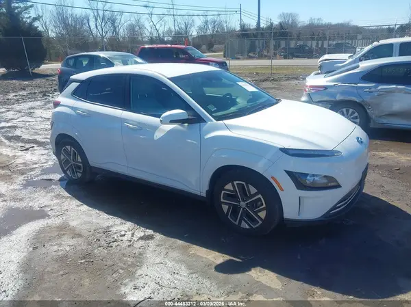 KM8K23AG8PU174428 2023 HYUNDAI KONA - Image 1