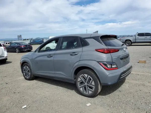 KM8K23AG8PU178737 2023 HYUNDAI KONA - Image 2