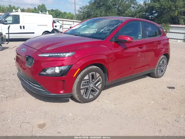KM8K23AG8PU187065 2023 HYUNDAI KONA - Image 2