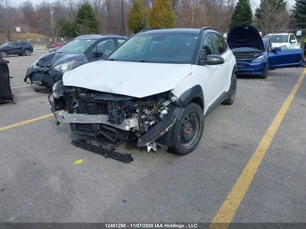 KM8K23AG9MU100852 2021 HYUNDAI KONA - Image 2