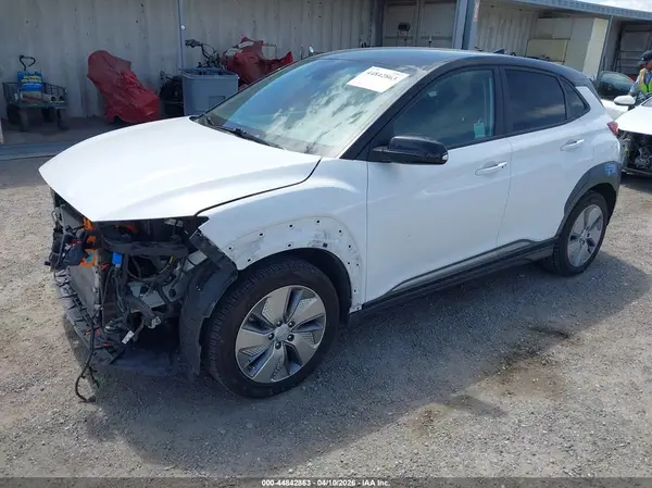 KM8K23AG9MU133348 2021 HYUNDAI KONA - Image 2