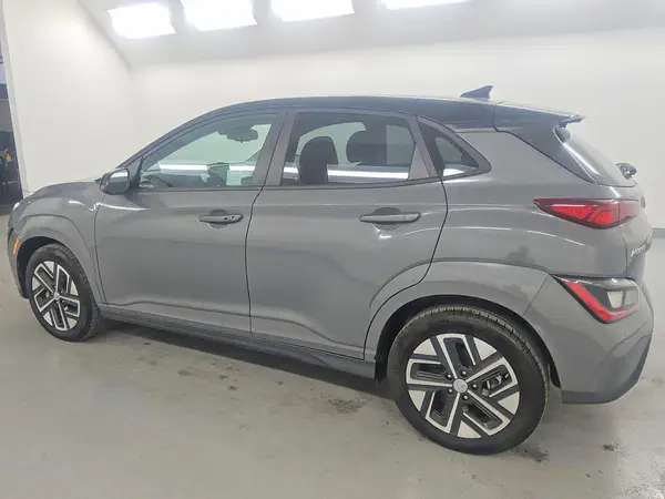 KM8K23AG9NU140415 2022 HYUNDAI KONA - Image 2