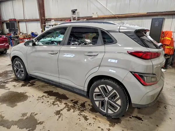 KM8K23AGXNU140956 2022 HYUNDAI KONA - Image 2