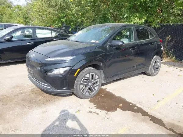 KM8K23AGXPU186421 2023 HYUNDAI KONA - Image 2