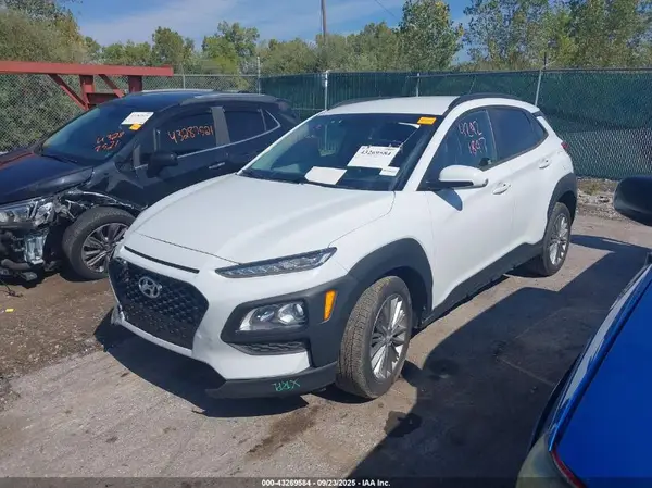 KM8K2CAA0JU129471 2018 HYUNDAI KONA - Image 2