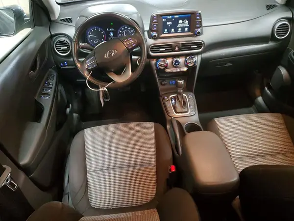 KM8K2CAA0JU155679 2018 HYUNDAI KONA - Image 8
