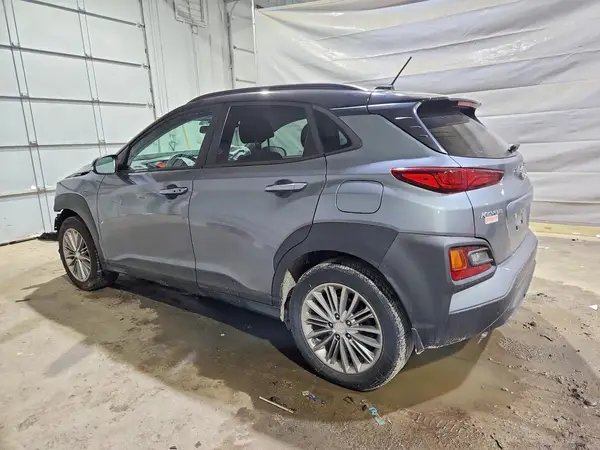 KM8K2CAA0JU160977 2018 HYUNDAI KONA - Image 2