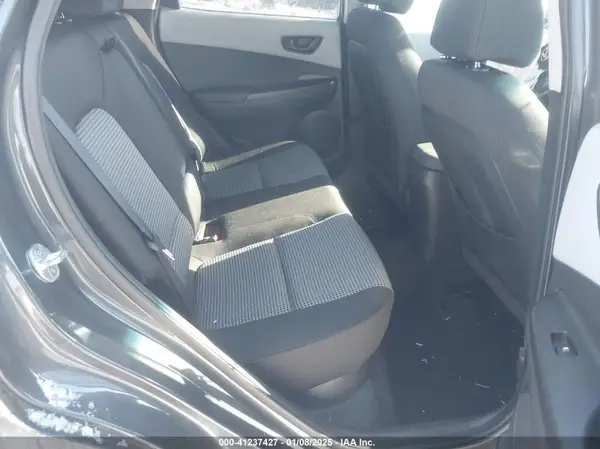KM8K2CAA0KU370674 2019 HYUNDAI KONA - Image 8