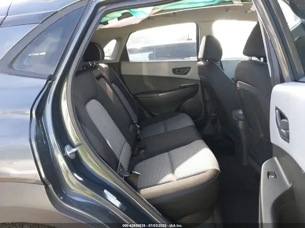KM8K2CAA0LU528030 2020 HYUNDAI KONA - Image 8