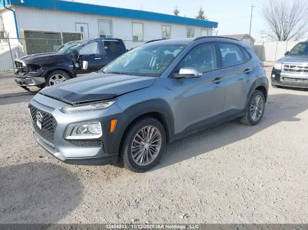 KM8K2CAA1JU083844 2018 HYUNDAI KONA - Image 2