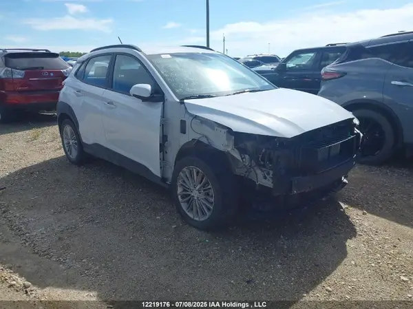 KM8K2CAA1JU156324 2018 HYUNDAI KONA - Image 1