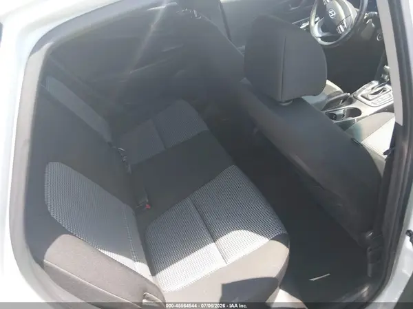 KM8K2CAA1JU171051 2018 HYUNDAI KONA - Image 8