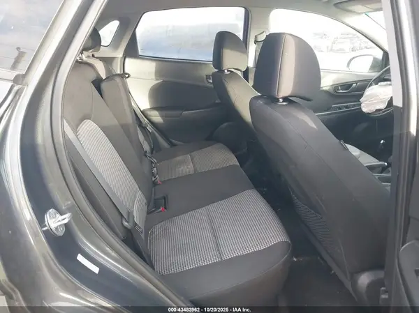 KM8K2CAA1KU384499 2019 HYUNDAI KONA - Image 8