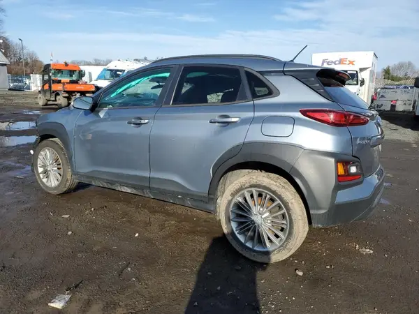 KM8K2CAA2JU070584 2018 HYUNDAI KONA - Image 2