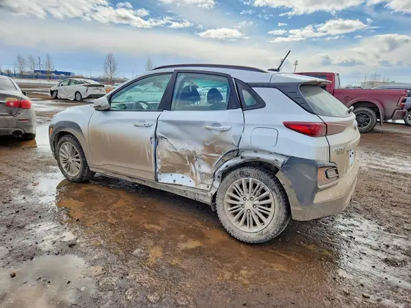 KM8K2CAA2JU083805 2018 HYUNDAI KONA - Image 2
