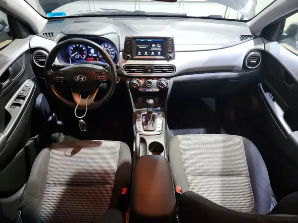 KM8K2CAA2JU101543 2018 HYUNDAI KONA - Image 8