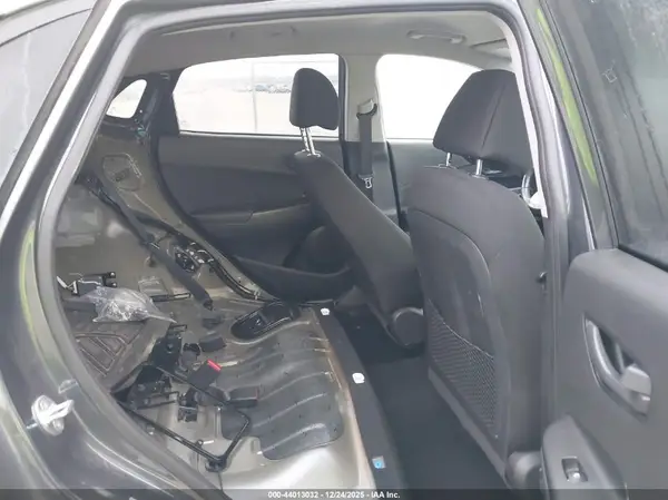 KM8K2CAA2JU132288 2018 HYUNDAI KONA - Image 8