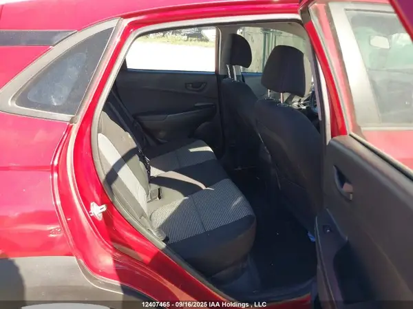 KM8K2CAA2JU173486 2018 HYUNDAI KONA - Image 8