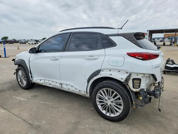 KM8K2CAA2LU471880 2020 HYUNDAI KONA - Image 2