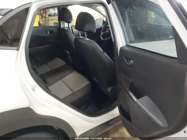 KM8K2CAA2LU556170 2020 HYUNDAI KONA - Image 8