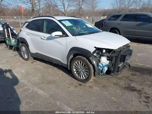 KM8K2CAA2MU701743 2021 HYUNDAI KONA - Image 1