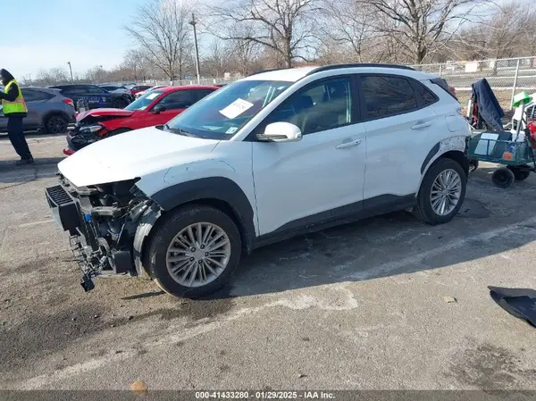 KM8K2CAA2MU701743 2021 HYUNDAI KONA - Image 2