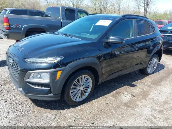 KM8K2CAA3JU082629 2018 HYUNDAI KONA - Image 2