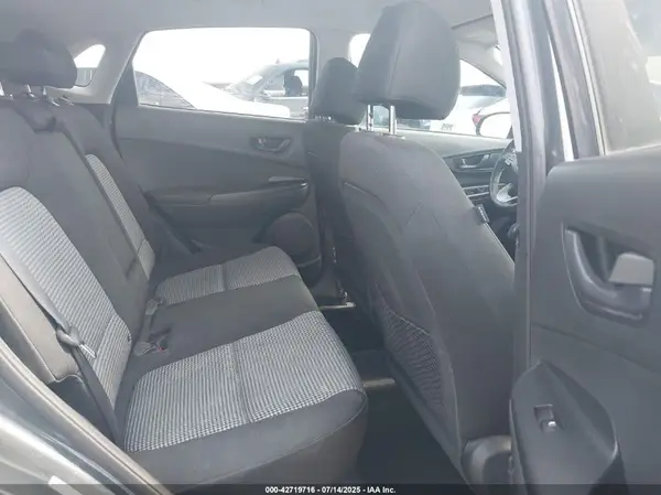 KM8K2CAA3LU448799 2020 HYUNDAI KONA - Image 8