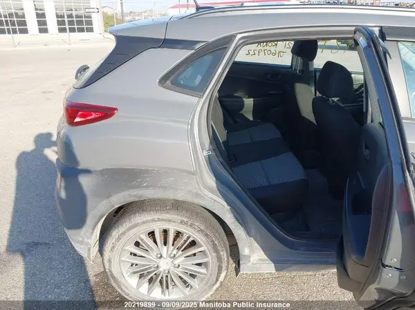 KM8K2CAA3MU607922 2021 HYUNDAI KONA - Image 8