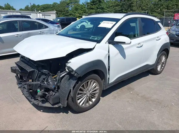 KM8K2CAA4JU067704 2018 HYUNDAI KONA - Image 2