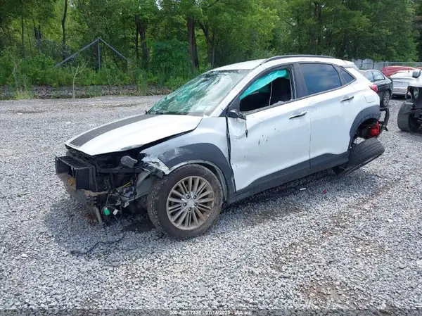 KM8K2CAA4JU067959 2018 HYUNDAI KONA - Image 2