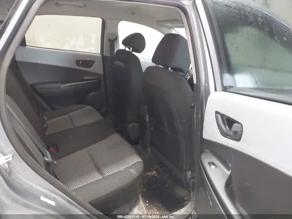 KM8K2CAA4JU152297 2018 HYUNDAI KONA - Image 8