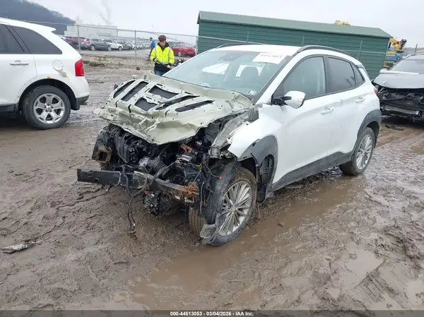 KM8K2CAA4KU321574 2019 HYUNDAI KONA - Image 2