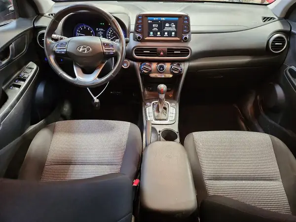 KM8K2CAA4KU365140 2019 HYUNDAI KONA - Image 8