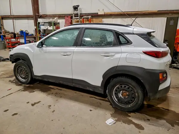 KM8K2CAA4KU385243 2019 HYUNDAI KONA - Image 2