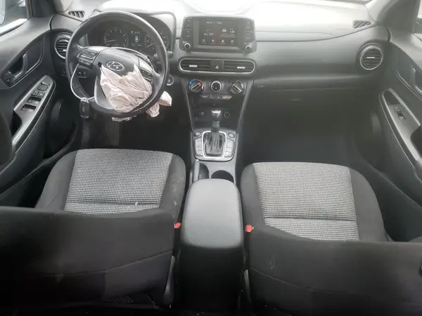 KM8K2CAA4KU393858 2019 HYUNDAI KONA - Image 8
