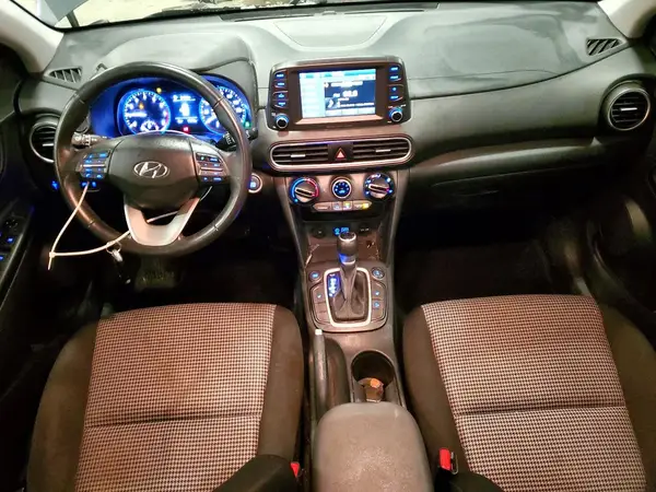 KM8K2CAA4LU426522 2020 HYUNDAI KONA - Image 8
